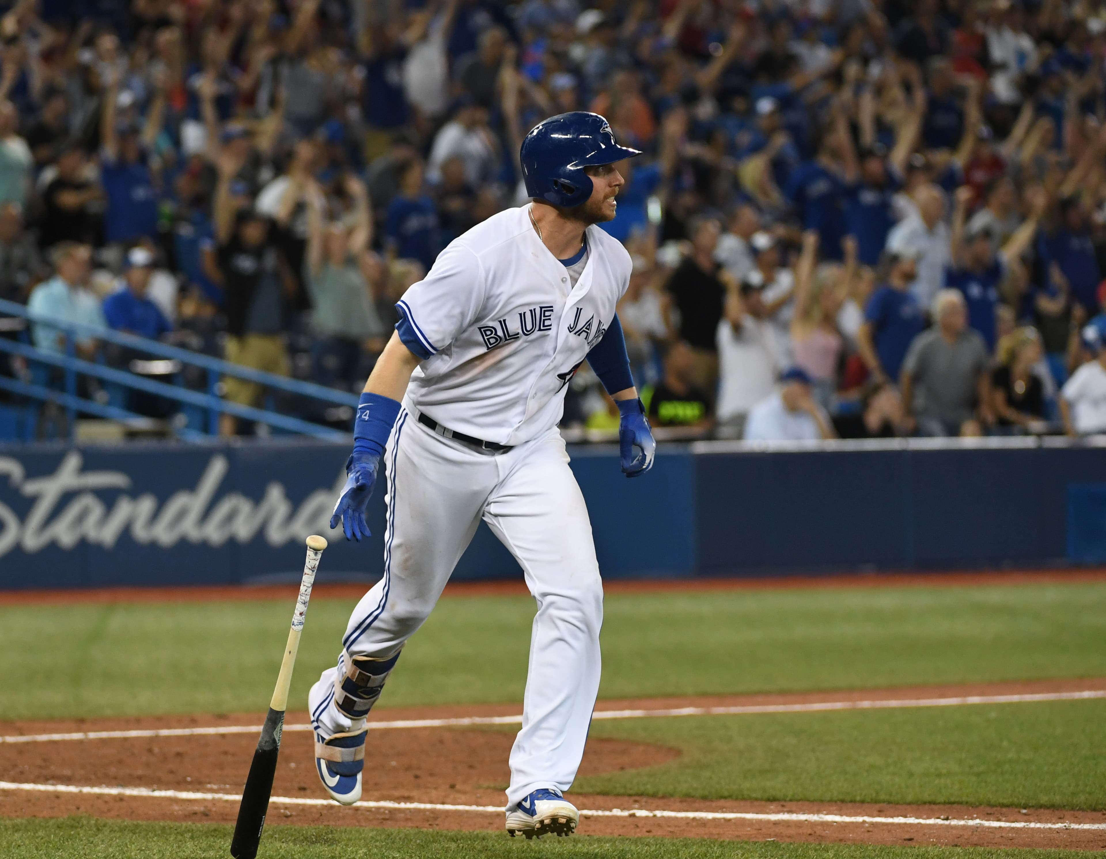 Toronto Blue Jays: Justin Smoak picks up another award