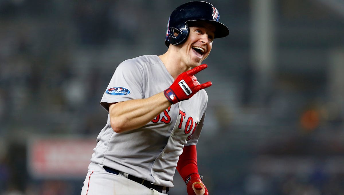 Blue Jays reportedly showing interest in free agent Brock Holt