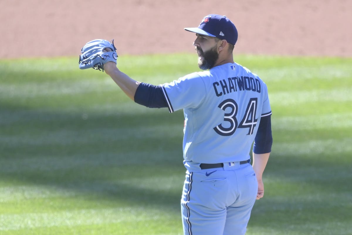 Blue Jays takeaways: Tyler Chatwood takes another walk on the wild side in  doubleheader nightcap