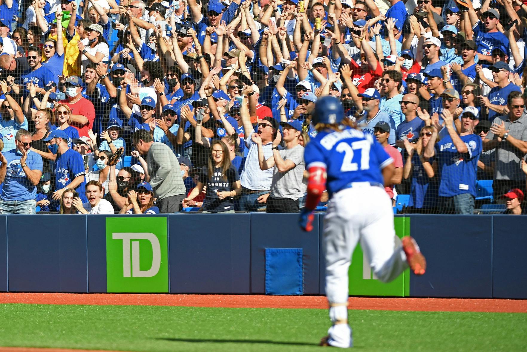Blue Jays clinch homefield advantage in the wildcard series as