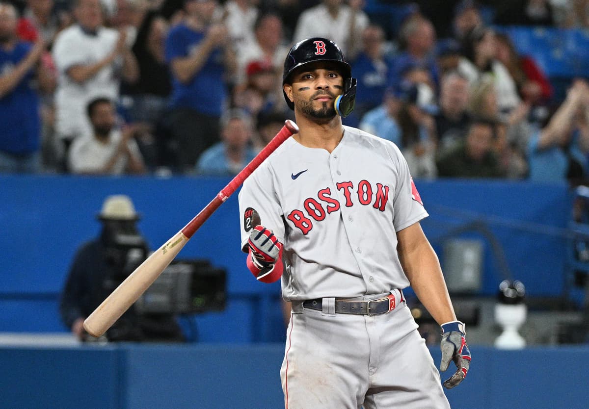 BSJ Game Report: Red Sox 7, Blue Jays 6 - Sox smash four homers in