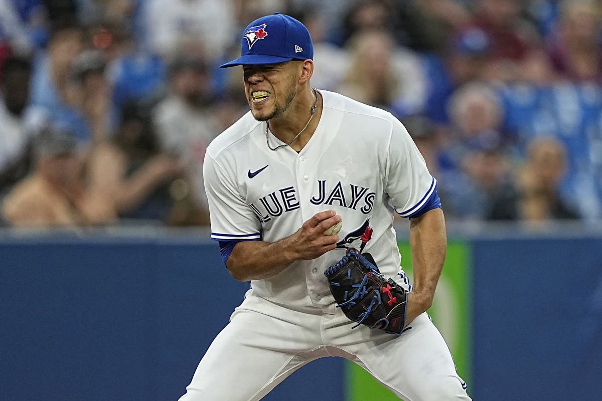 Blue Jays' Cavan Biggio hits for cycle in win over Orioles