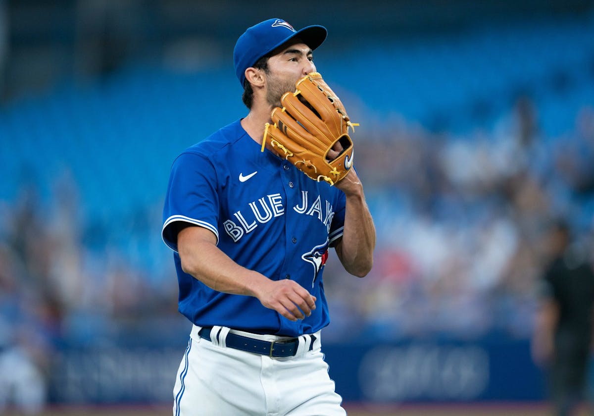 Blue Jays send Ryu to injured list after another rough start