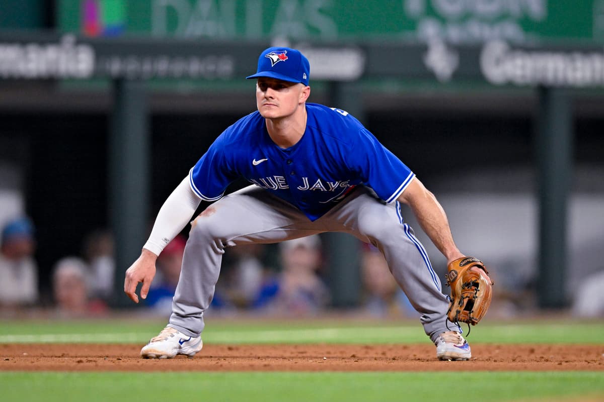 Three Blue Jays Players Win Gold Glove Awards