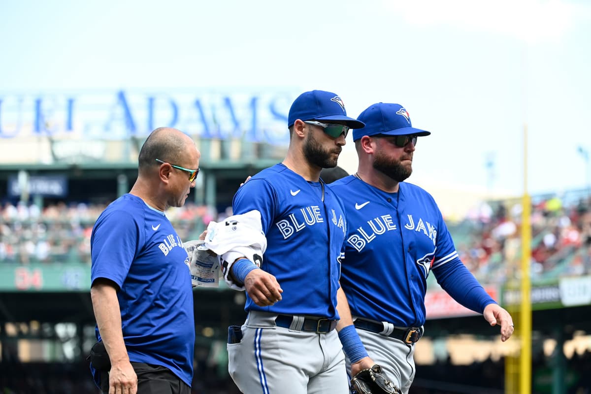 Toronto Blue Jays outfielder Kevin Kiermaier receives stiches after