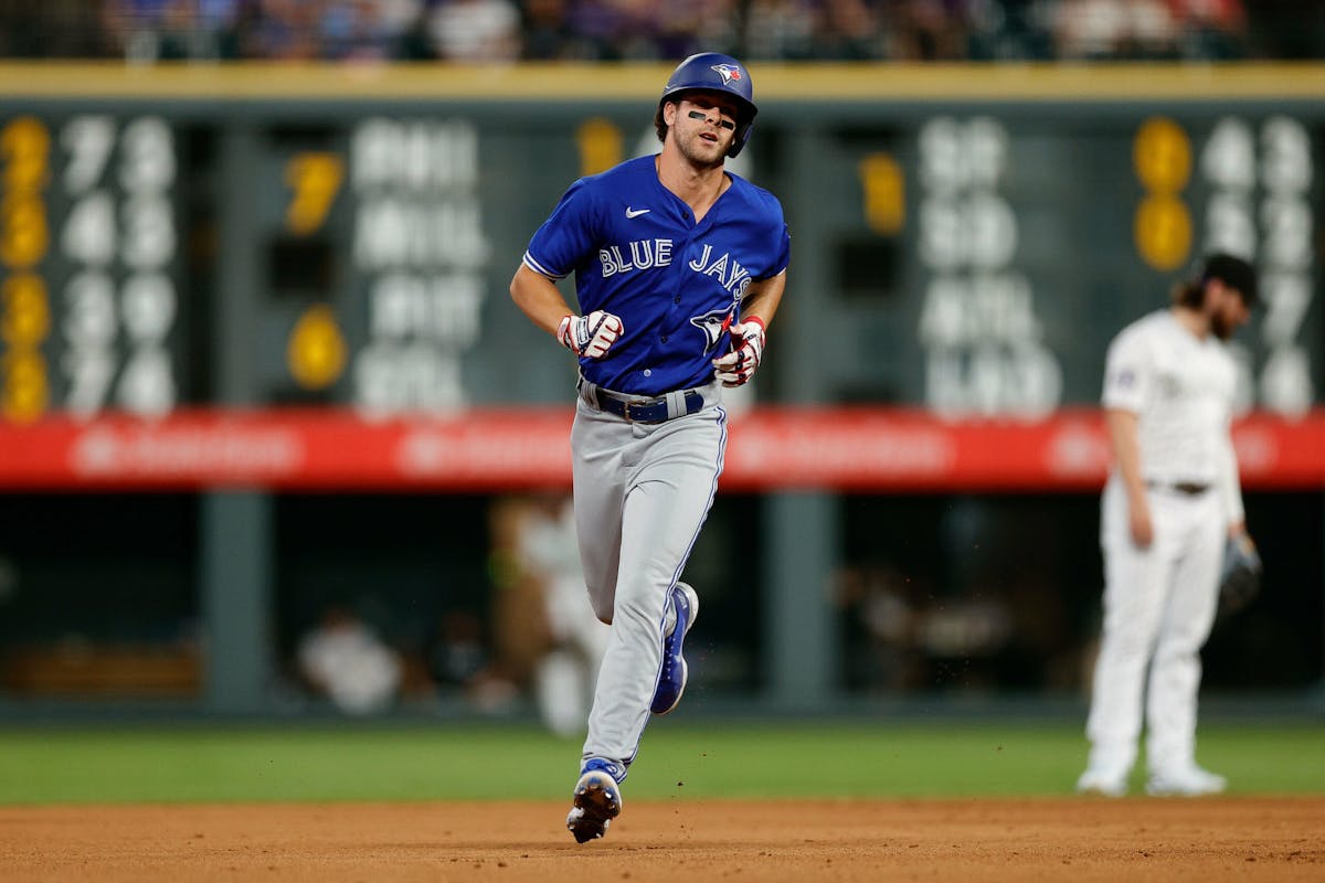 Rockies lose 7-5 as Blue Jays score twice in ninth off Justin