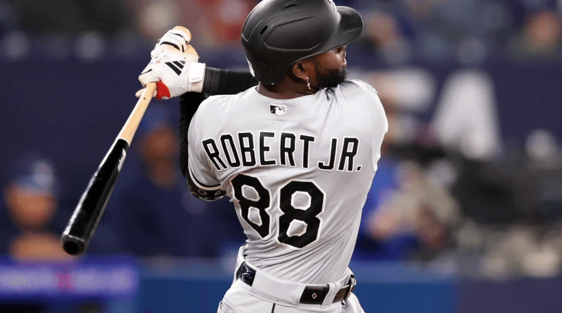 All aboard the Luis Robert Jr. train - BlueJaysNation