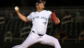 Lazaro Estrada, Blue Jays