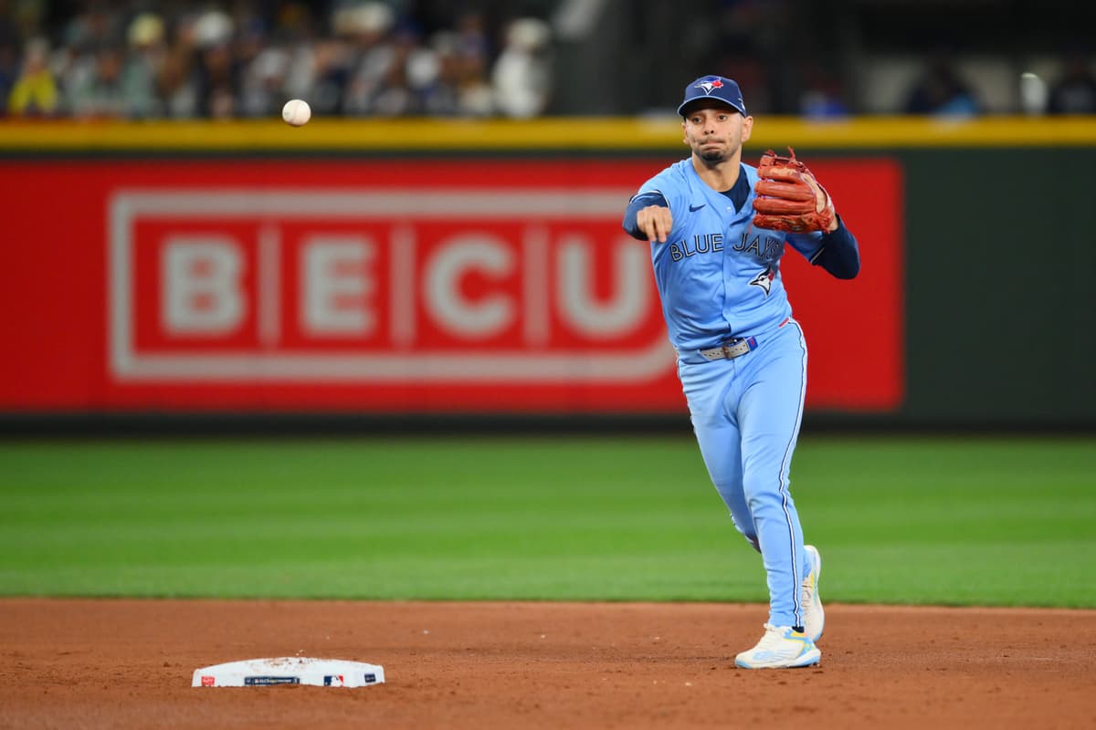 Blue Jays: How Andres Gimenez stacks up against other nominees for Gold Glove at second base
