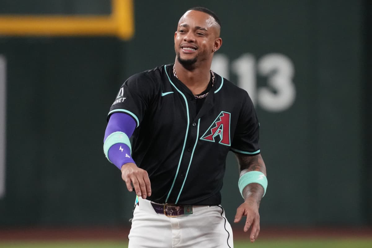 MLB Notebook: Blue Jays, Phillies, have checked in on Ketel Marte