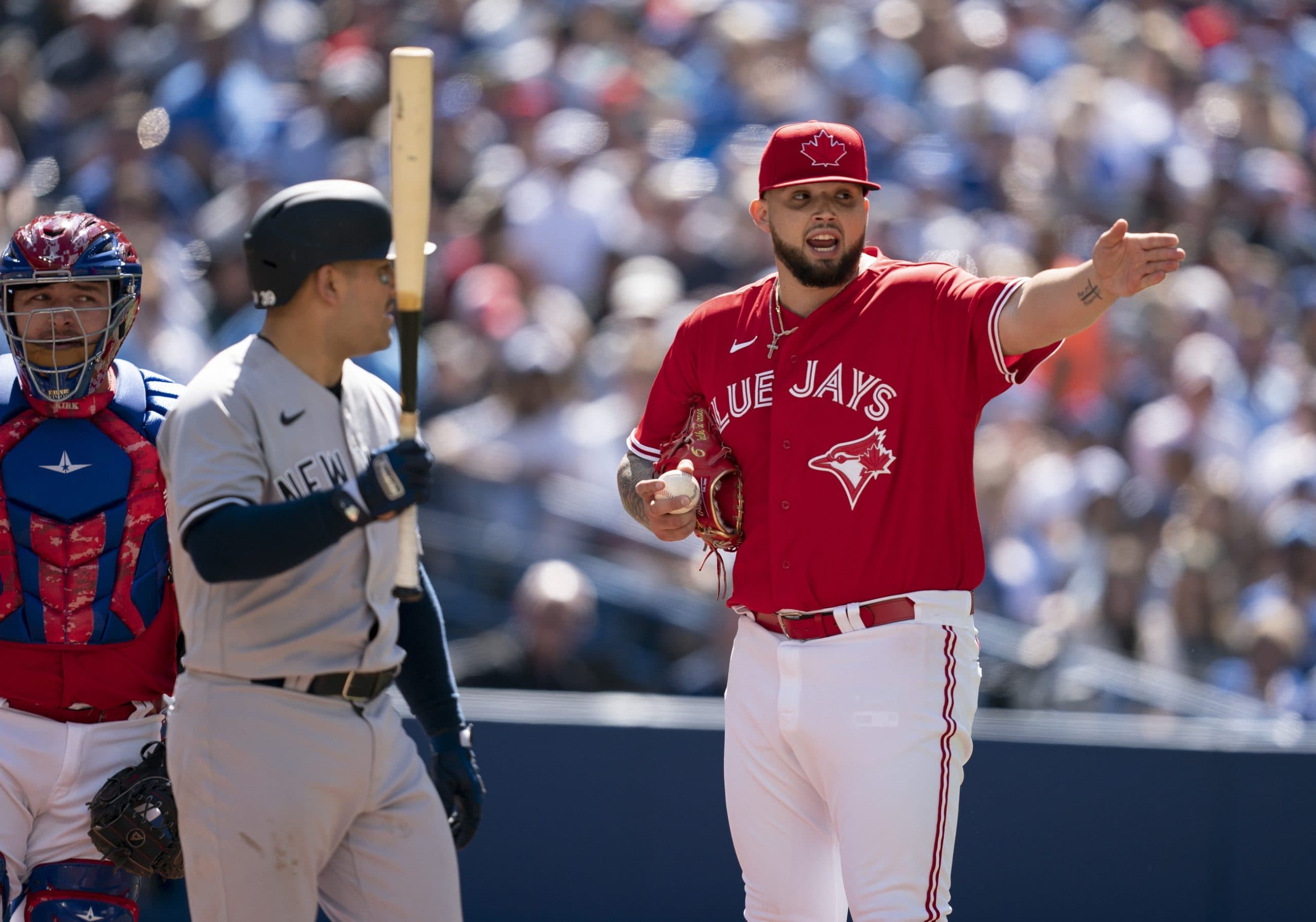 blue jays uniforms through the years