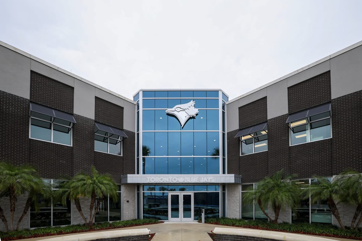 Blue Jays sign international outfield prospect Michael Mesa for $900k