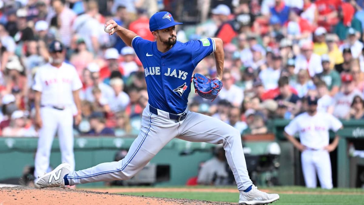 Blue Jays: Nick Sandlin clears waivers, elects free agency